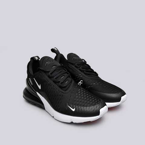 Nike store 270 zwart